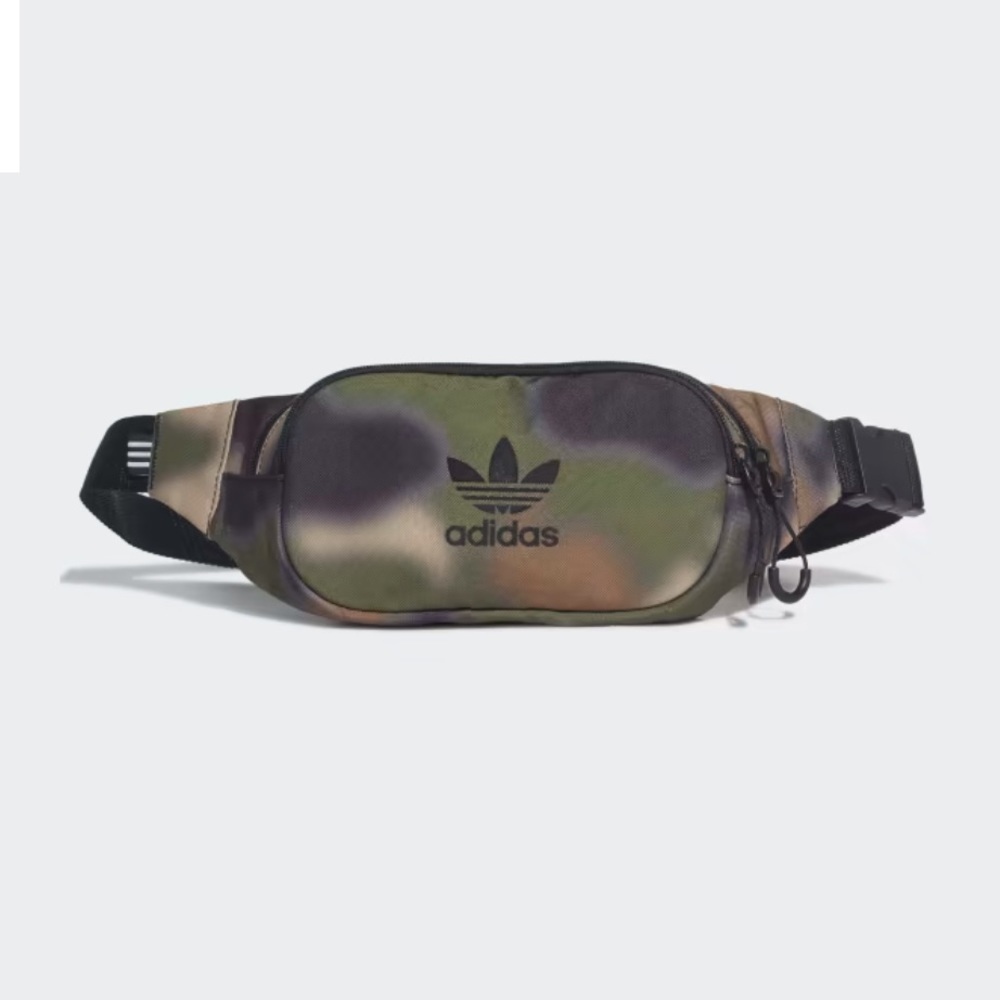 Adidas crossbody belt bag. Great condition!